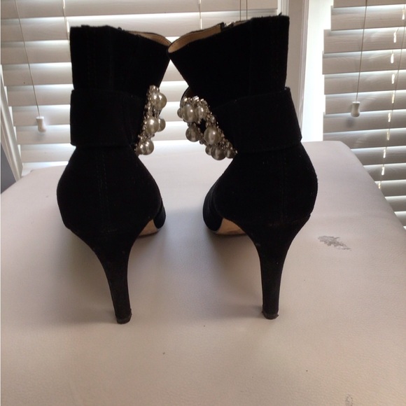 Neiman Marcus Suede Open Toe Shoes 9 - Picture 6 of 12